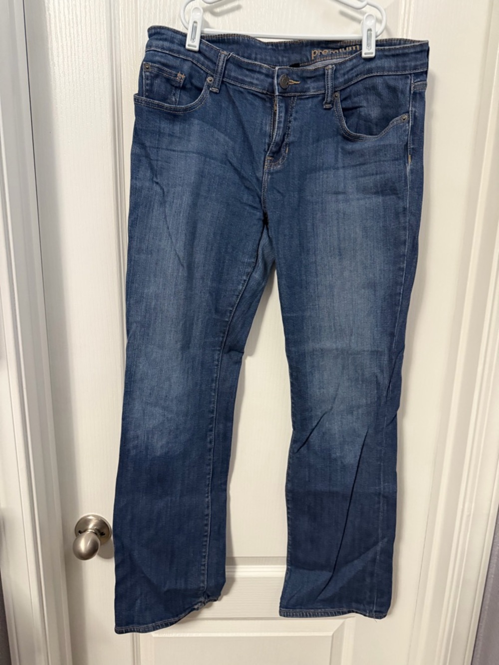 GAP Women's Boot Cut Jeans in Dark Blue Wash